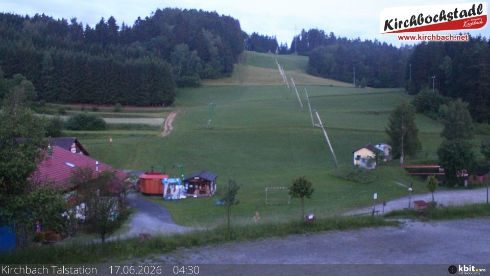 Archived image Webcam View at the lift in the Schidorf Kirchbarch, Austrian Waldviertel
