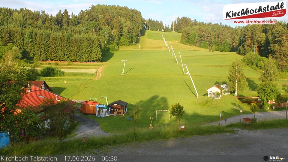 Archived image Webcam View at the lift in the Schidorf Kirchbarch, Austrian Waldviertel