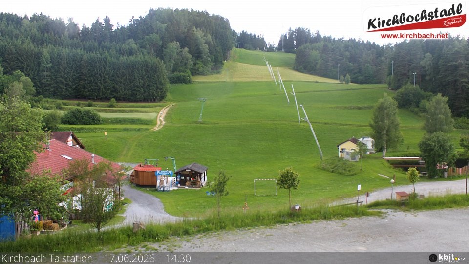 Archived image Webcam View at the lift in the Schidorf Kirchbarch, Austrian Waldviertel