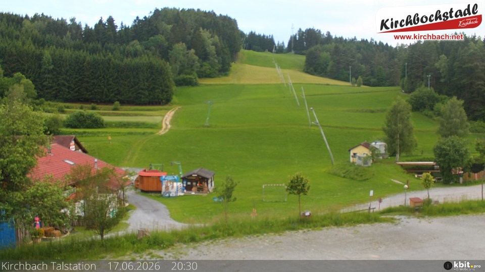 Archived image Webcam View at the lift in the Schidorf Kirchbarch, Austrian Waldviertel