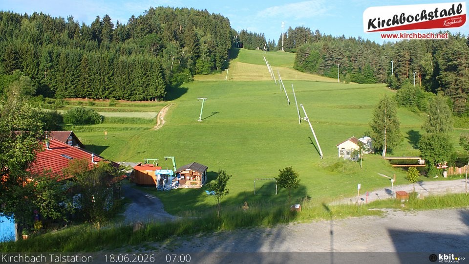 Archiv Foto Webcam Skiabfahrtshang im Schidorf Kirchbach