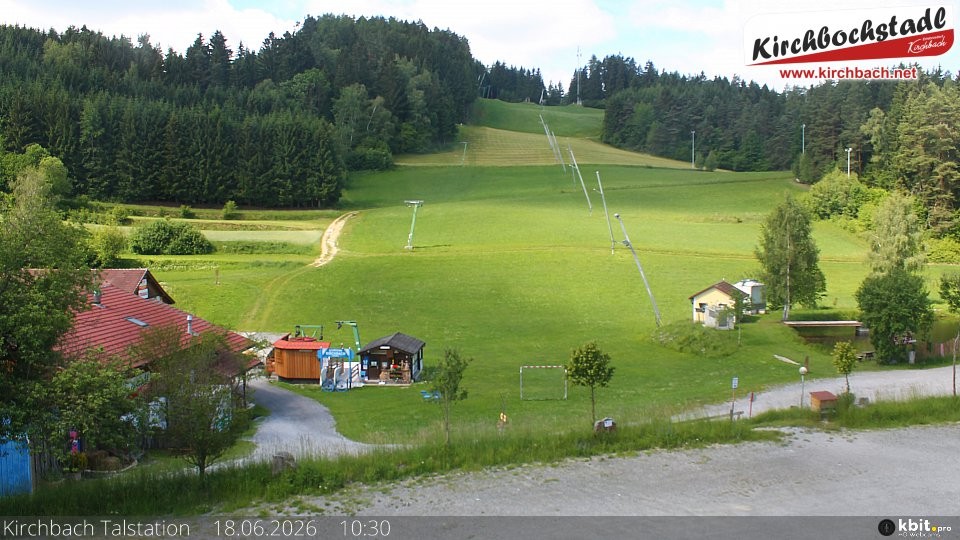 Archived image Webcam View at the lift in the Schidorf Kirchbarch, Austrian Waldviertel