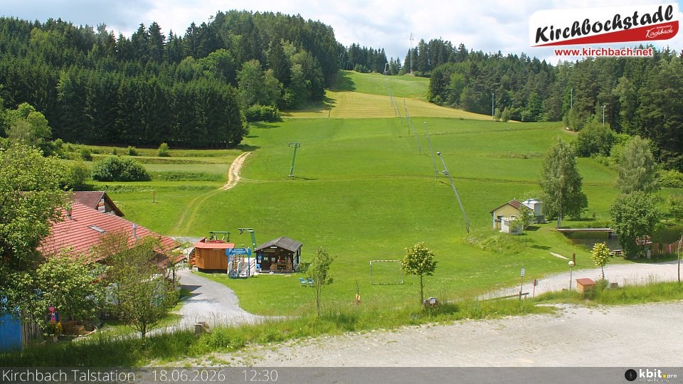 Archived image Webcam View at the lift in the Schidorf Kirchbarch, Austrian Waldviertel