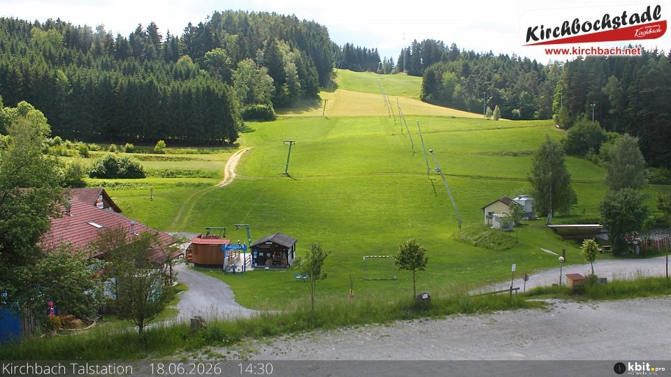 Archived image Webcam View at the lift in the Schidorf Kirchbarch, Austrian Waldviertel