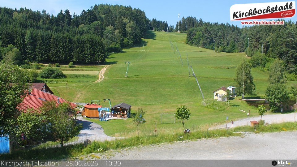 Archived image Webcam View at the lift in the Schidorf Kirchbarch, Austrian Waldviertel