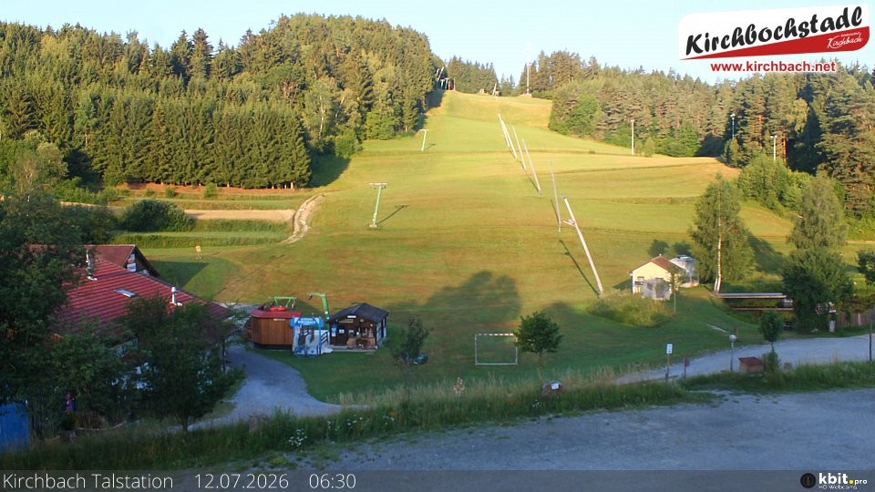 Archived image Webcam View at the lift in the Schidorf Kirchbarch, Austrian Waldviertel