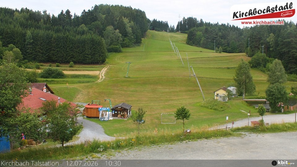 Archived image Webcam View at the lift in the Schidorf Kirchbarch, Austrian Waldviertel