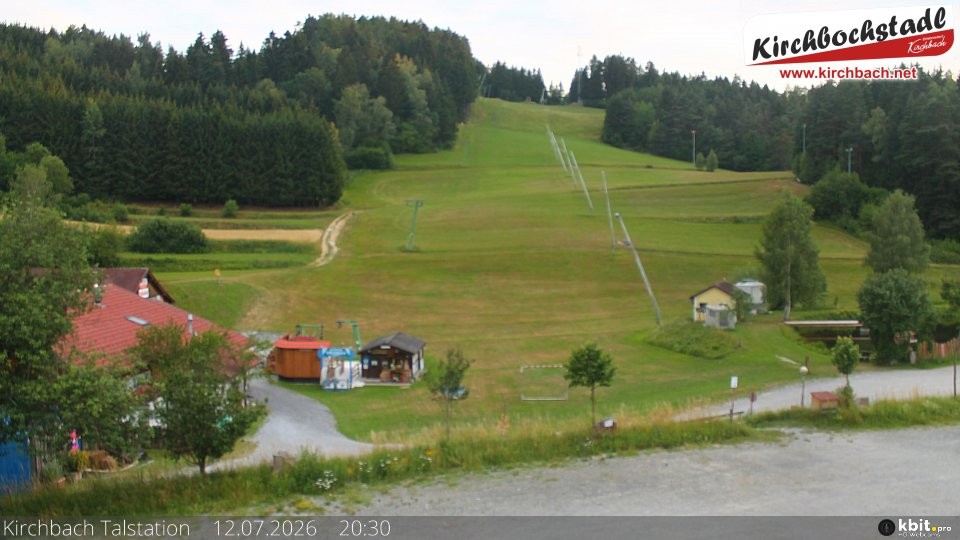 Archived image Webcam View at the lift in the Schidorf Kirchbarch, Austrian Waldviertel