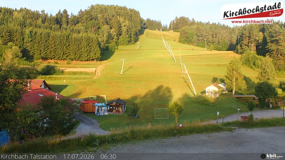 Archiv Foto Webcam Skiabfahrtshang im Schidorf Kirchbach