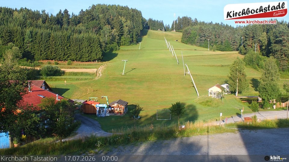 Archiv Foto Webcam Skiabfahrtshang im Schidorf Kirchbach