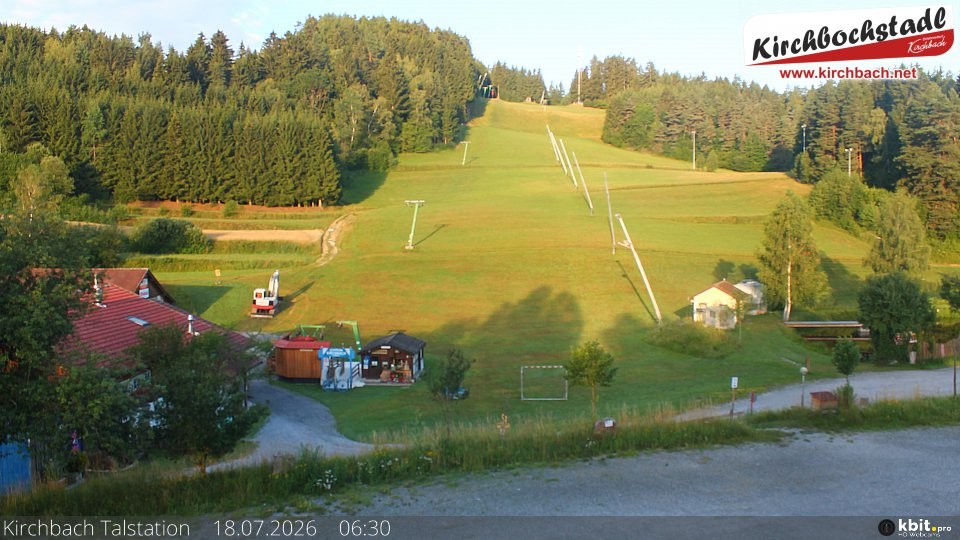 Archiv Foto Webcam Skiabfahrtshang im Schidorf Kirchbach