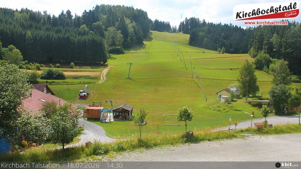 Archiv Foto Webcam Skiabfahrtshang im Schidorf Kirchbach