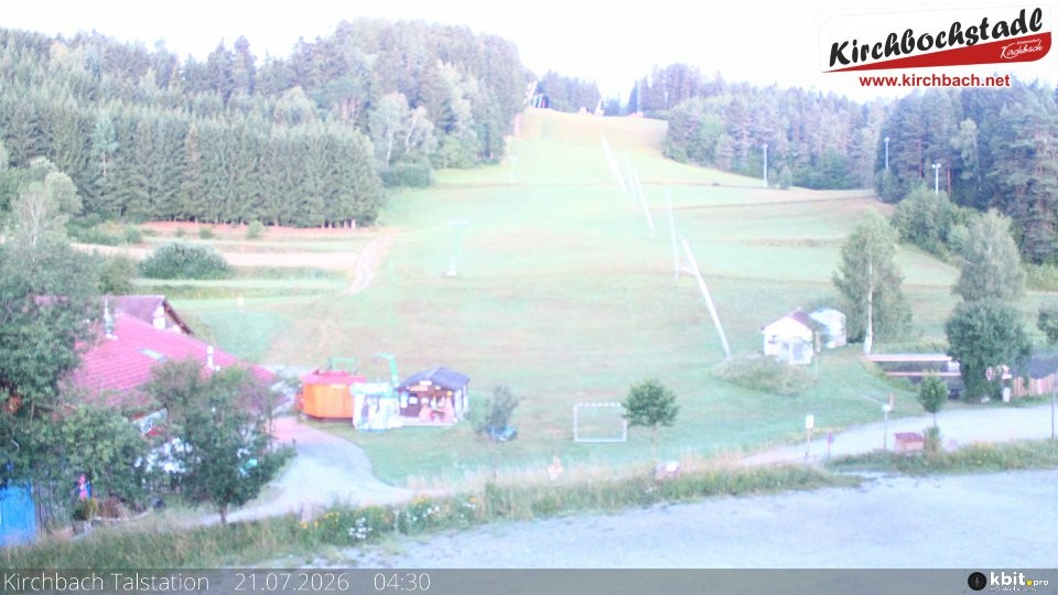 Archiv Foto Webcam Skiabfahrtshang im Schidorf Kirchbach