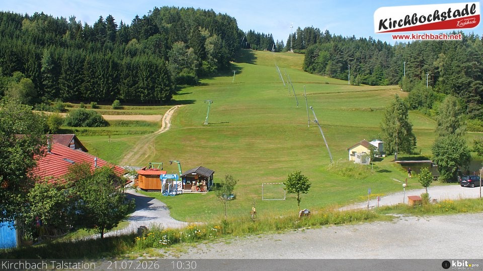 Archiv Foto Webcam Skiabfahrtshang im Schidorf Kirchbach