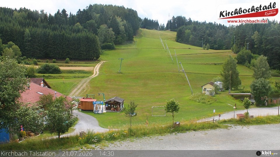 Archiv Foto Webcam Skiabfahrtshang im Schidorf Kirchbach