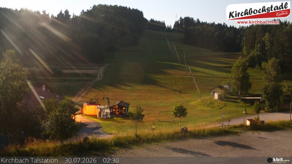 Archiv Foto Webcam Skiabfahrtshang im Schidorf Kirchbach