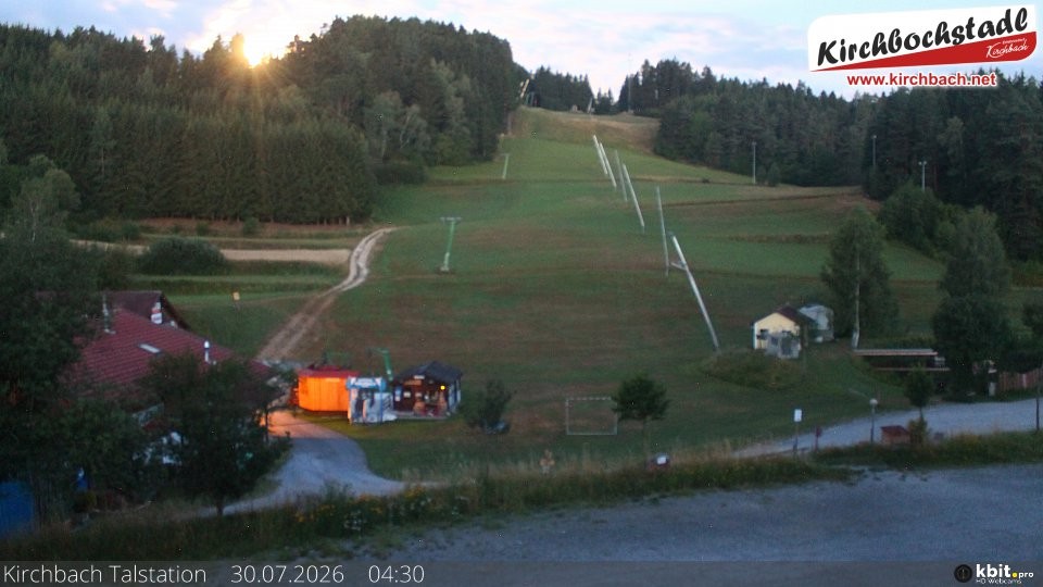 Archiv Foto Webcam Skiabfahrtshang im Schidorf Kirchbach