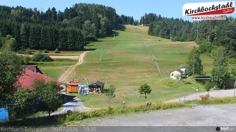 Archiv Foto Webcam Skiabfahrtshang im Schidorf Kirchbach