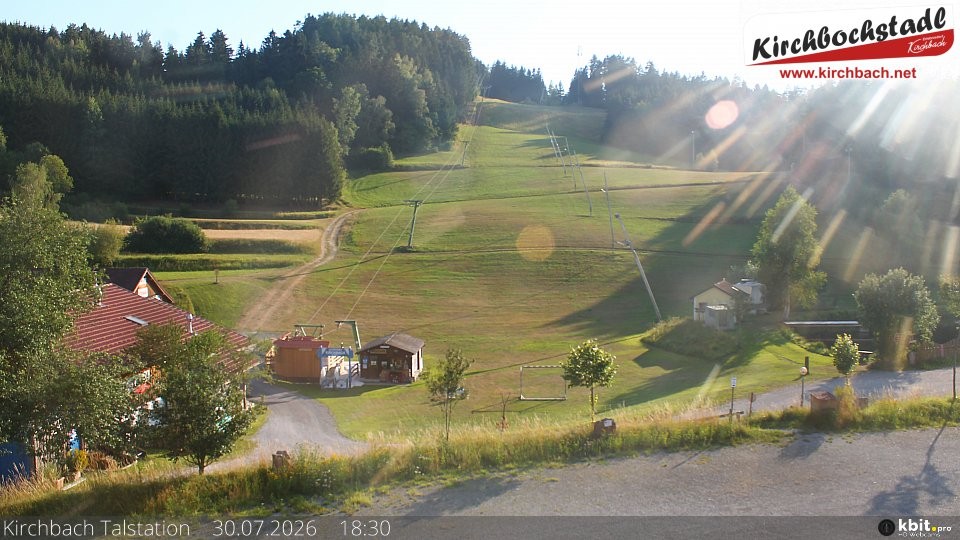 Archiv Foto Webcam Skiabfahrtshang im Schidorf Kirchbach