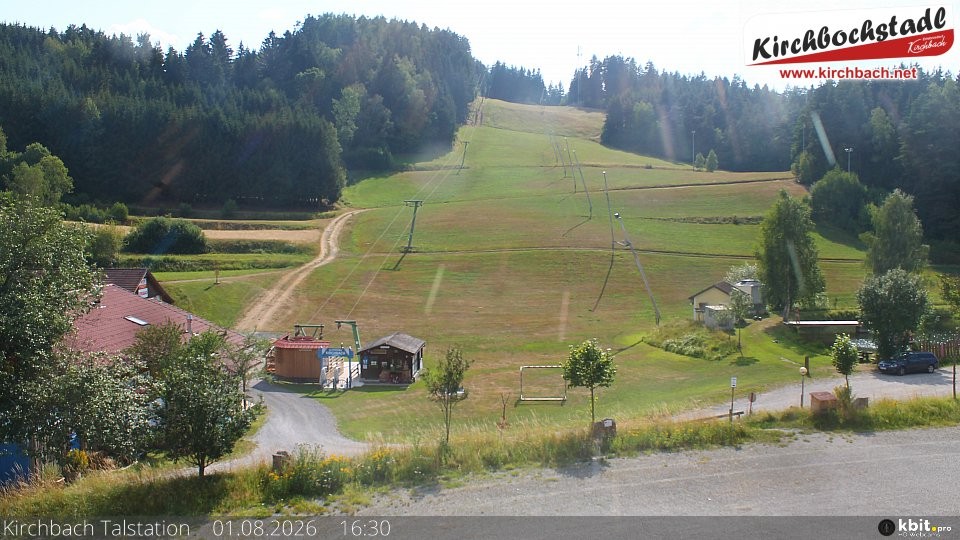 Archiv Foto Webcam Skiabfahrtshang im Schidorf Kirchbach