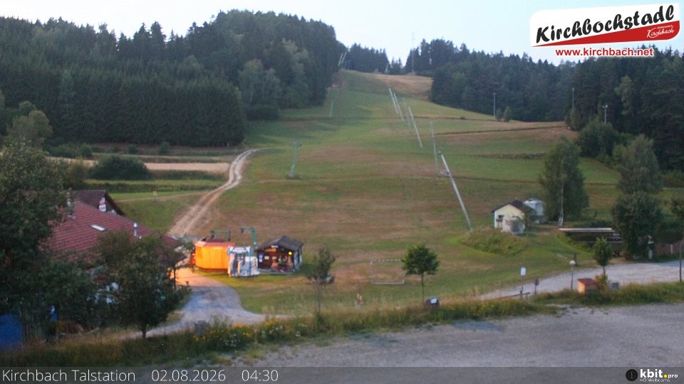 Archiv Foto Webcam Skiabfahrtshang im Schidorf Kirchbach