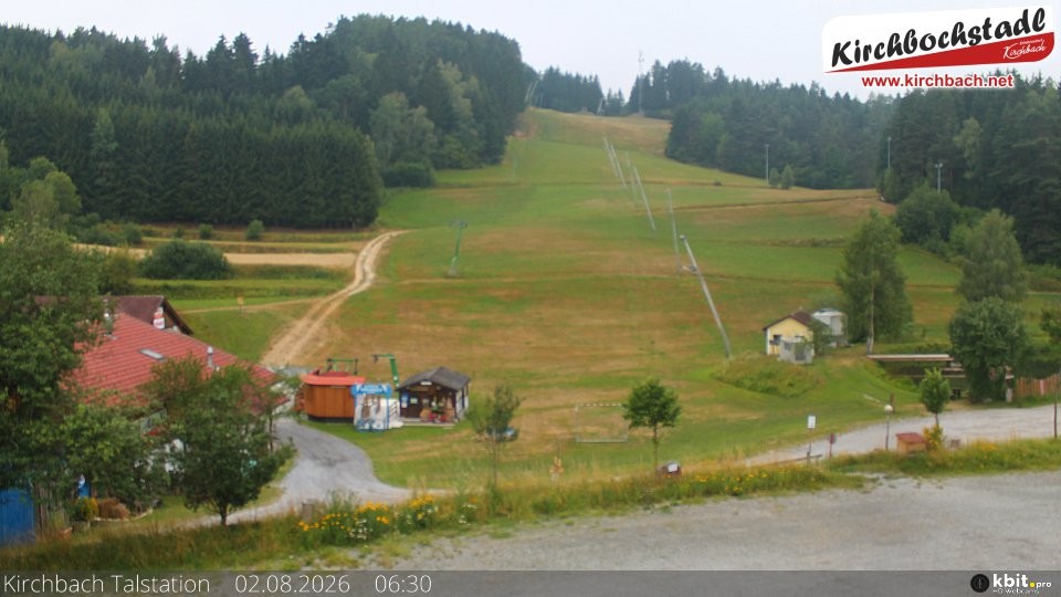 Archiv Foto Webcam Skiabfahrtshang im Schidorf Kirchbach