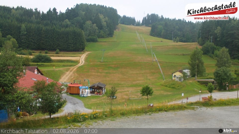 Archiv Foto Webcam Skiabfahrtshang im Schidorf Kirchbach