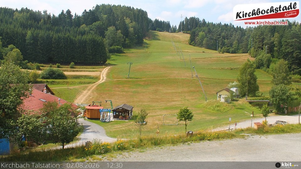 Archiv Foto Webcam Skiabfahrtshang im Schidorf Kirchbach