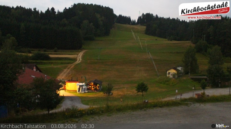 Archiv Foto Webcam Skiabfahrtshang im Schidorf Kirchbach