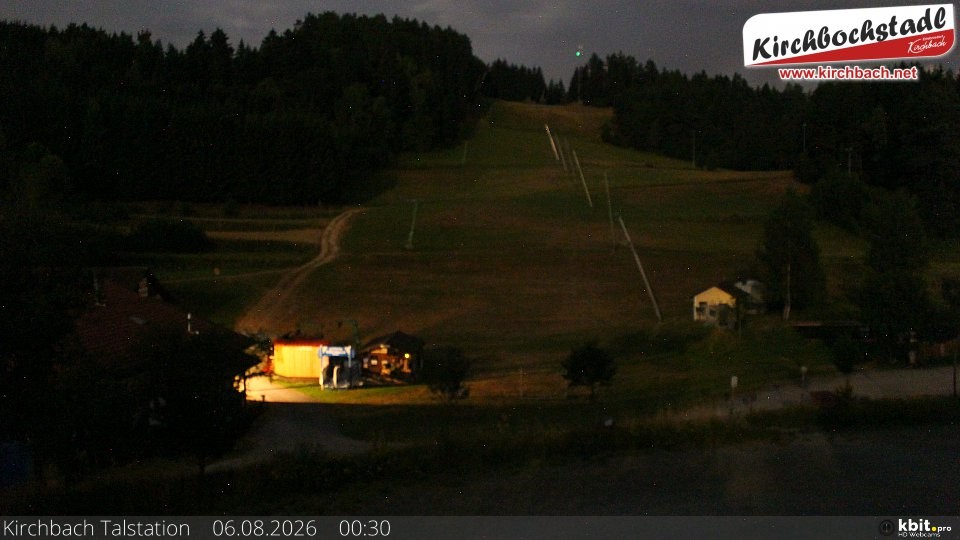 Archiv Foto Webcam Skiabfahrtshang im Schidorf Kirchbach