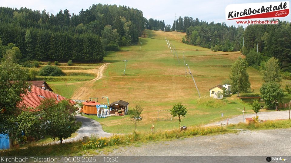 Archiv Foto Webcam Skiabfahrtshang im Schidorf Kirchbach