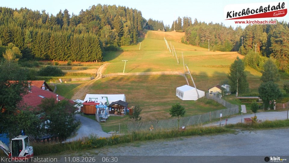 Archiv Foto Webcam Skiabfahrtshang im Schidorf Kirchbach