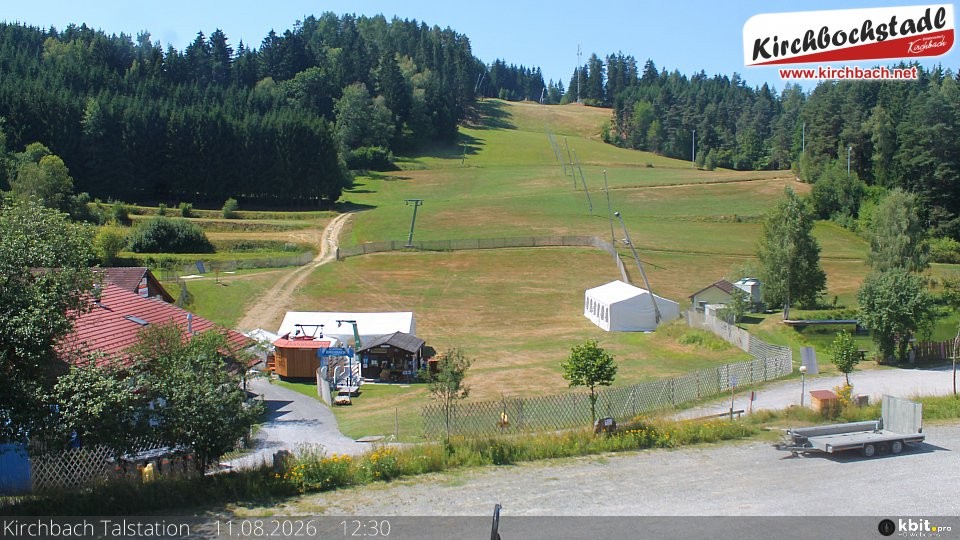 Archiv Foto Webcam Skiabfahrtshang im Schidorf Kirchbach