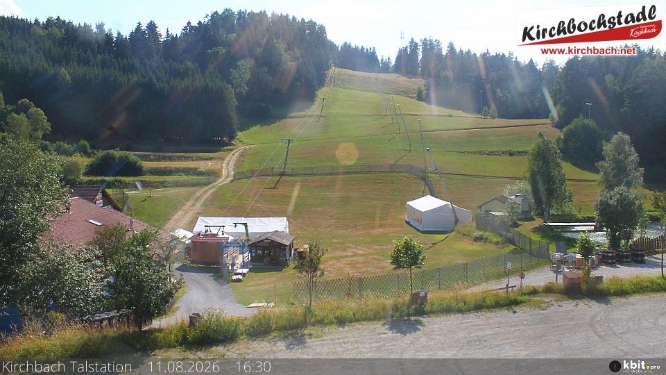 Archiv Foto Webcam Skiabfahrtshang im Schidorf Kirchbach