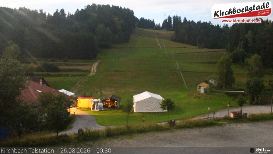Archiv Foto Webcam Skiabfahrtshang im Schidorf Kirchbach