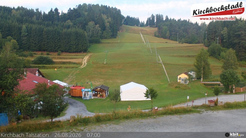 Archiv Foto Webcam Skiabfahrtshang im Schidorf Kirchbach