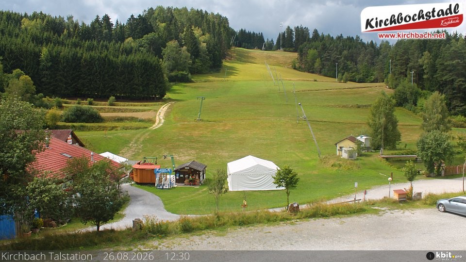 Archiv Foto Webcam Skiabfahrtshang im Schidorf Kirchbach