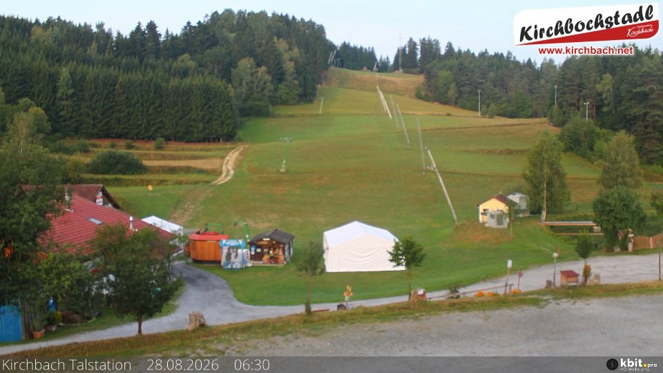 Archiv Foto Webcam Skiabfahrtshang im Schidorf Kirchbach
