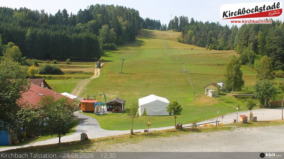 Archiv Foto Webcam Skiabfahrtshang im Schidorf Kirchbach