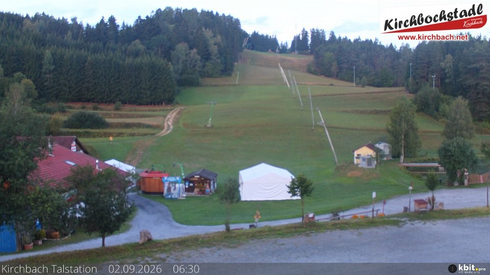 Archiv Foto Webcam Skiabfahrtshang im Schidorf Kirchbach