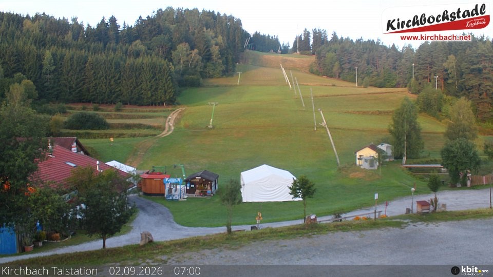 Archiv Foto Webcam Skiabfahrtshang im Schidorf Kirchbach
