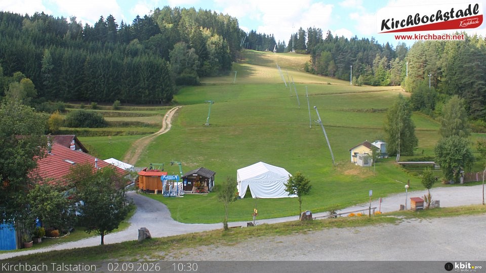 Archiv Foto Webcam Skiabfahrtshang im Schidorf Kirchbach