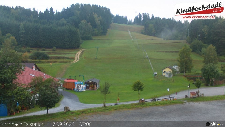 Archived image Webcam View at the lift in the Schidorf Kirchbarch, Austrian Waldviertel