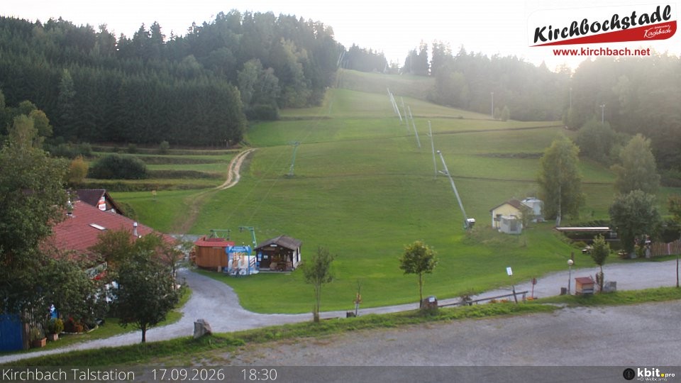Archiv Foto Webcam Skiabfahrtshang im Schidorf Kirchbach