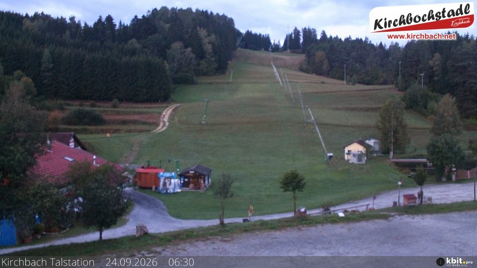 Archiv Foto Webcam Skiabfahrtshang im Schidorf Kirchbach