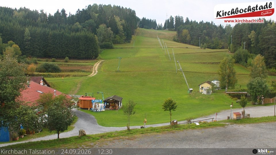 Archiv Foto Webcam Skiabfahrtshang im Schidorf Kirchbach