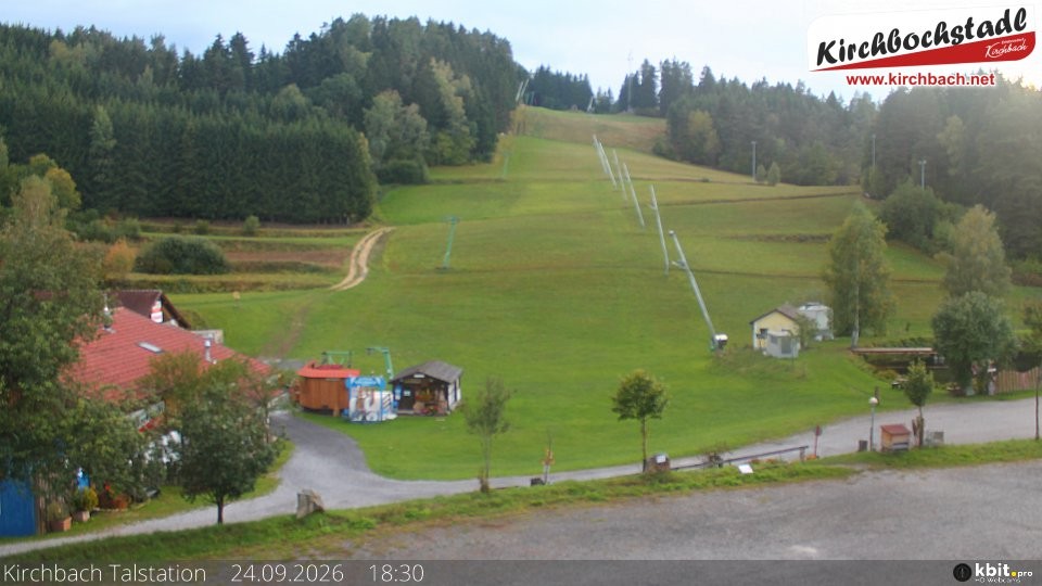 Archiv Foto Webcam Skiabfahrtshang im Schidorf Kirchbach