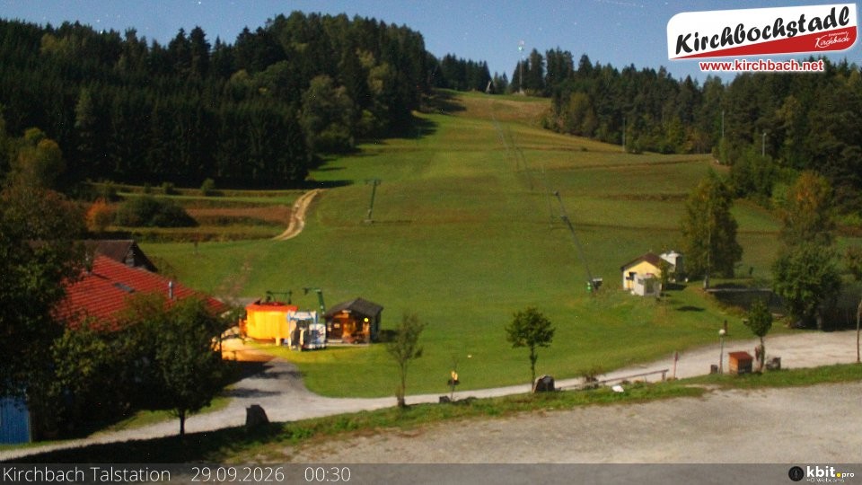 Archiv Foto Webcam Skiabfahrtshang im Schidorf Kirchbach