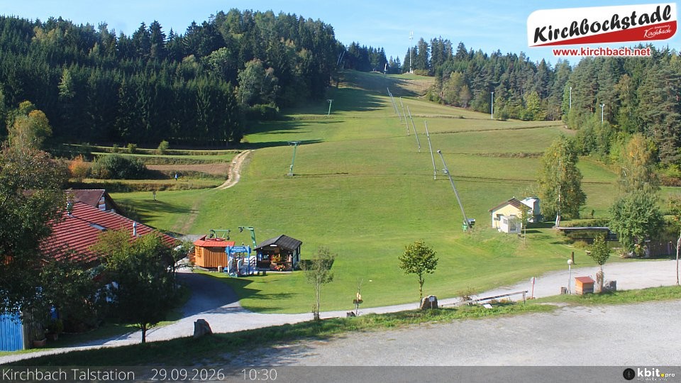 Archiv Foto Webcam Skiabfahrtshang im Schidorf Kirchbach