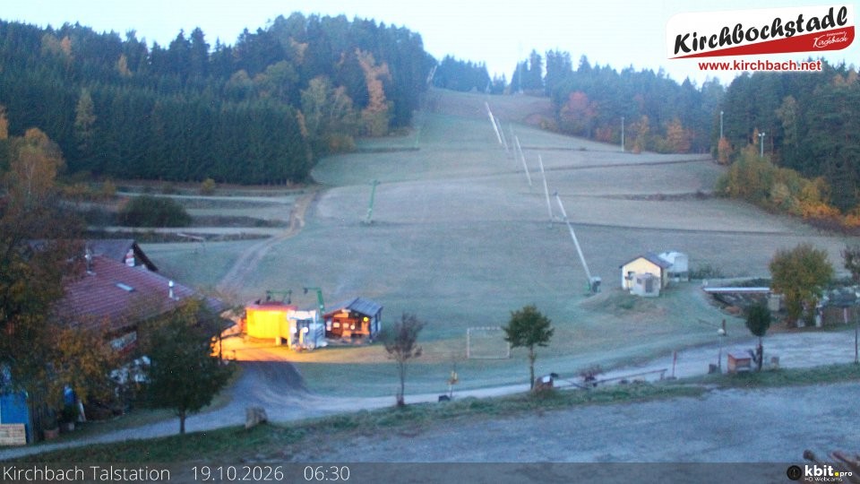 Archiv Foto Webcam Skiabfahrtshang im Schidorf Kirchbach